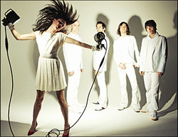 Juliette and the Licks