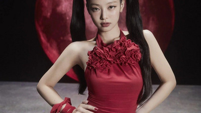 JENNIE