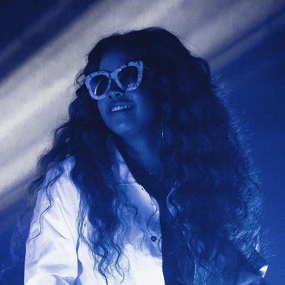 H.E.R.