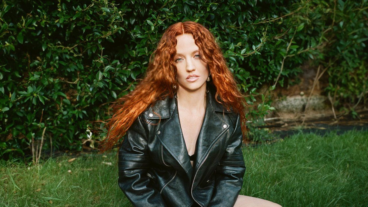 Jess Glynne