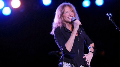 Carly Simon