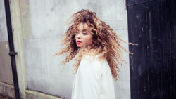Ella Eyre