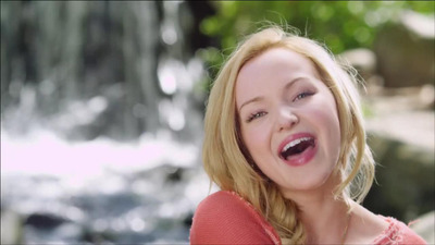 Dove Cameron